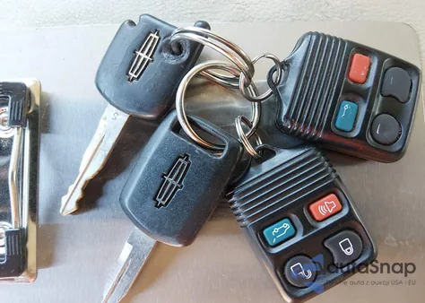 2004 Lincoln Aviator z USA, uszkodzony, nr VIN 5LMEU68HX4ZJ14699